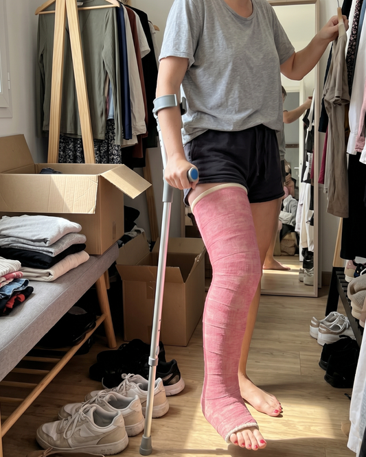 Long Leg Cast vs Short Leg Cast: Which Experience Is Right for You?